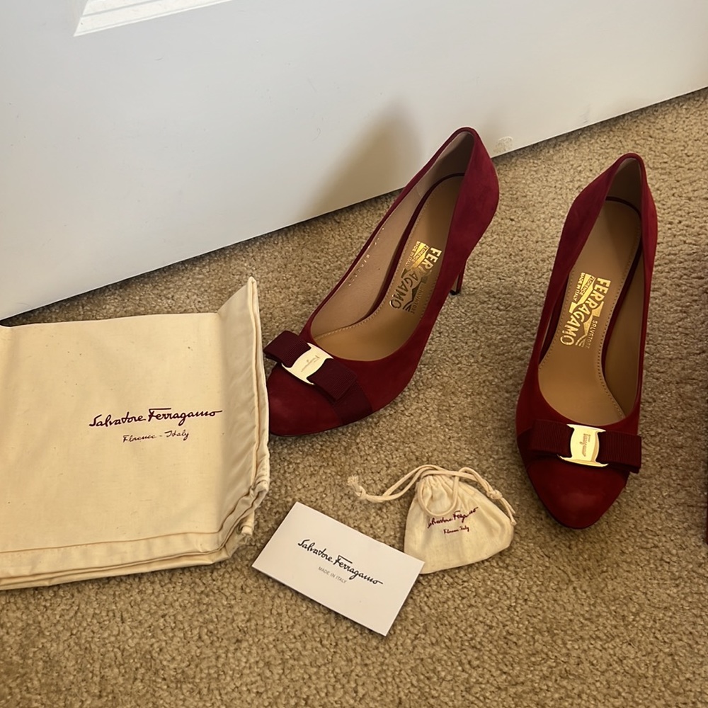 New in Box, Salvatore Ferragamo Pimpa Heels, 7.5 - Picture 2 of 9